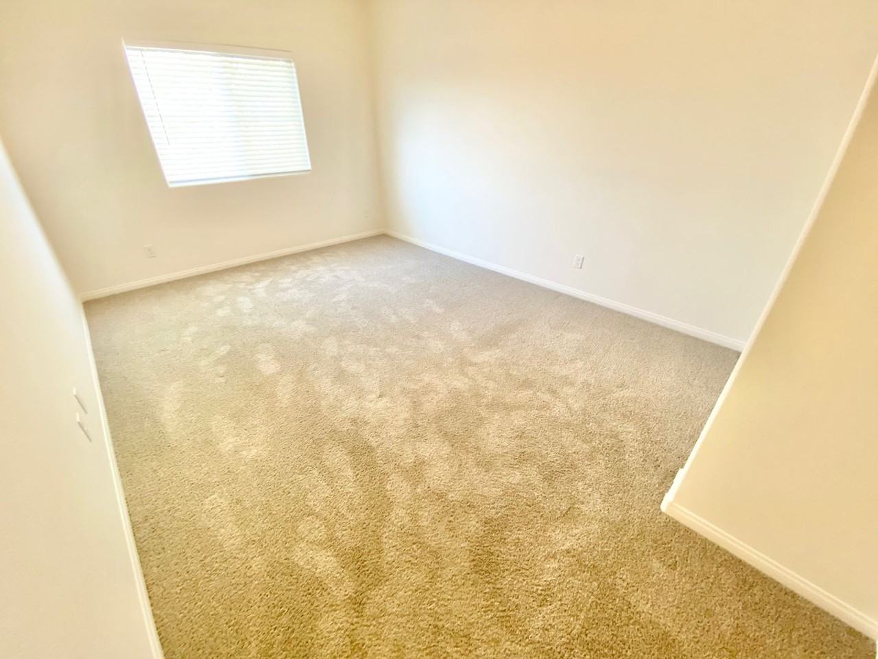 321 Cadence Vista Dr - Photo 5 of 23