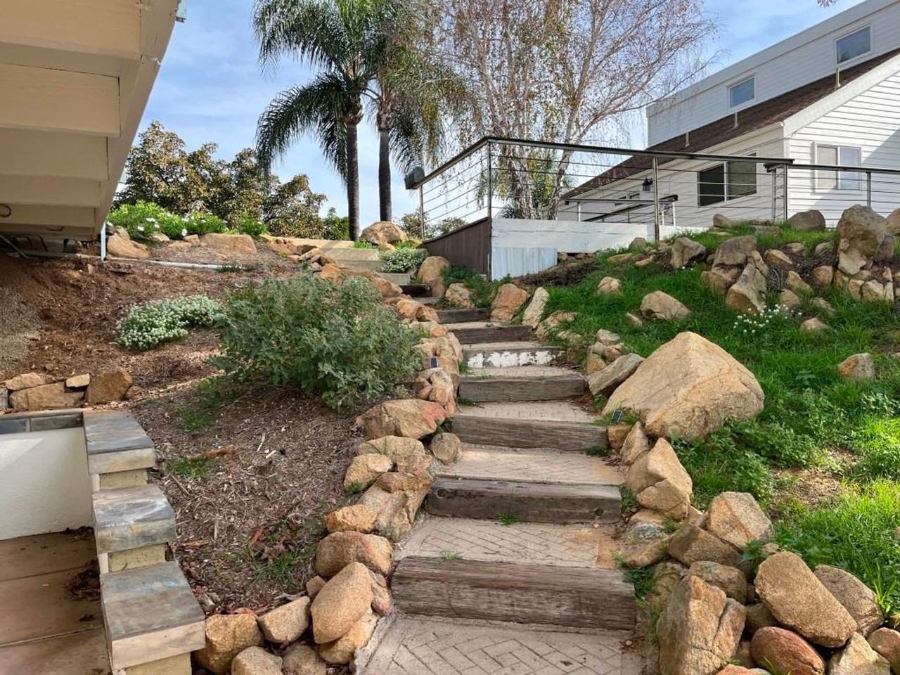 1435 Wild Acres Rd - Photo 2 of 13