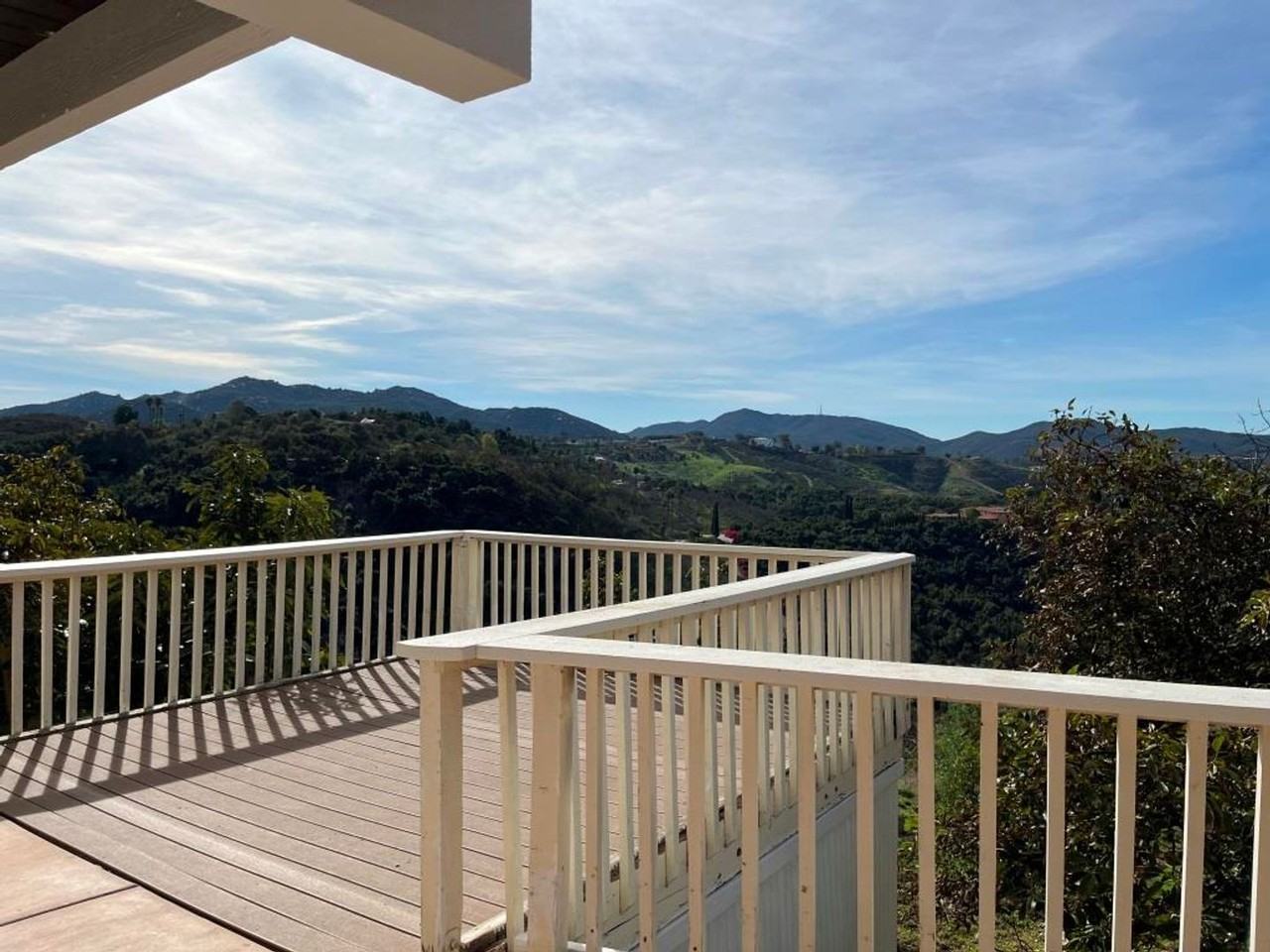 1435 Wild Acres Rd - Photo 4 of 13