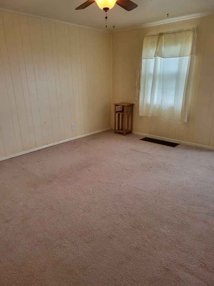 107 Ball Ln - Photo 3 of 14