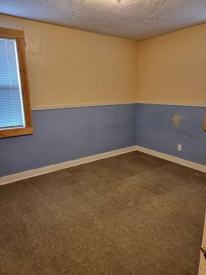 107 Ball Ln - Photo 6 of 14