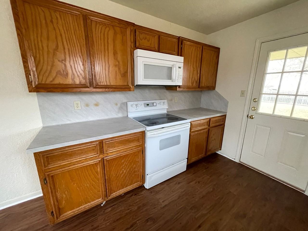 3914 Oak Valley Dr - Photo 7 of 22