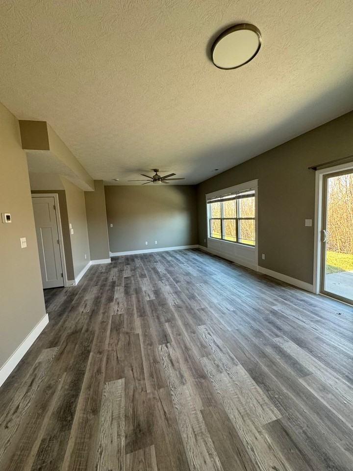 2513 Yeoman Ln - Photo 6 of 29