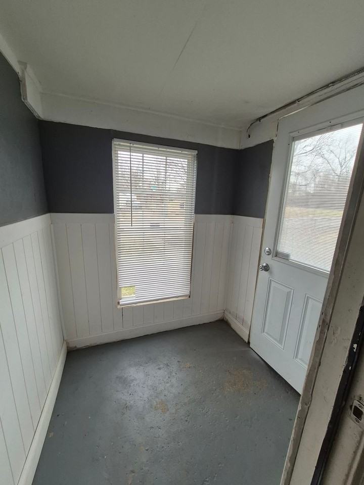 308 Bricker Ave - Photo 2 of 15