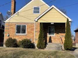 featured image of 1194 East Way