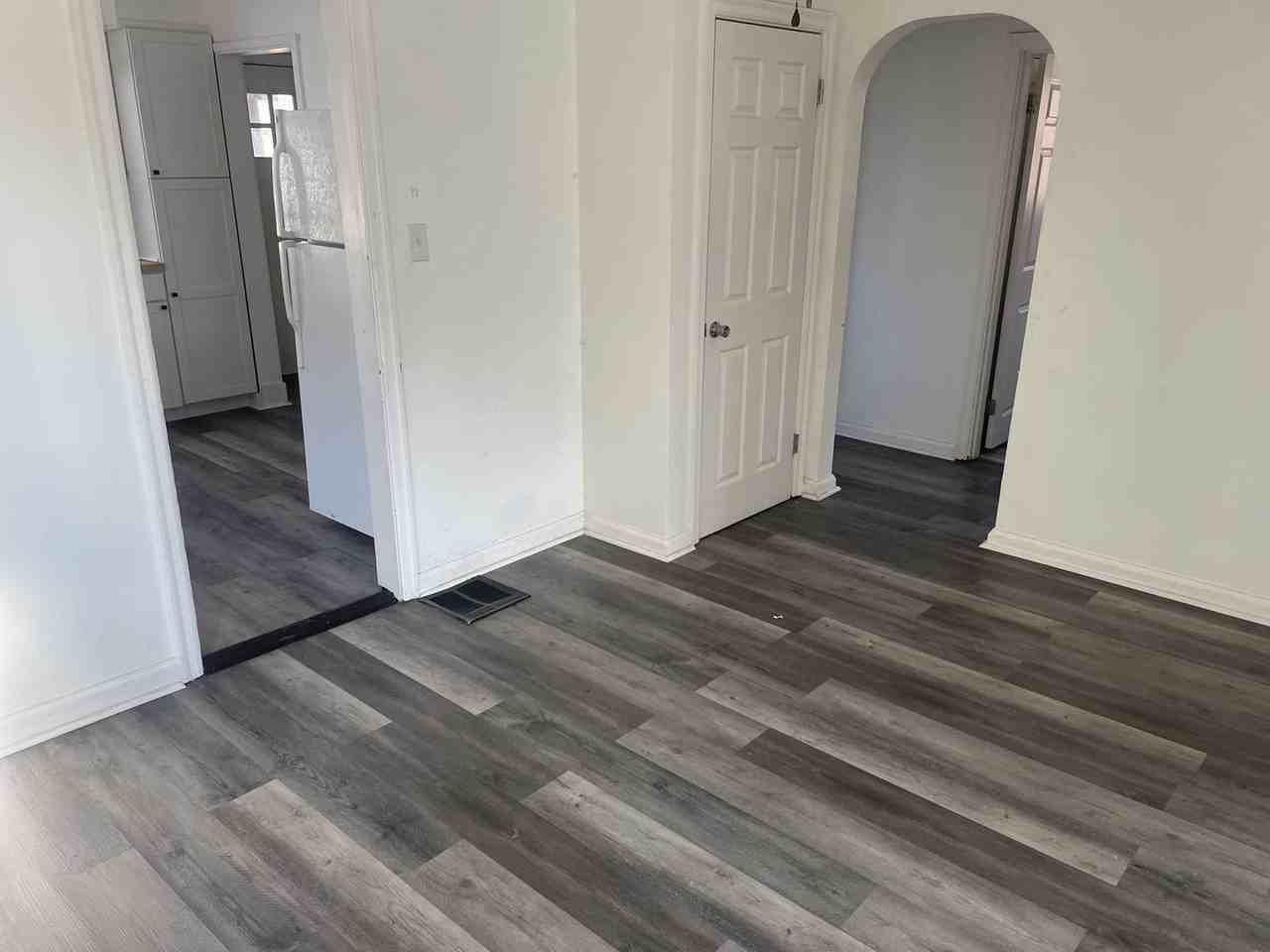 1194 East Way - Photo 5 of 17