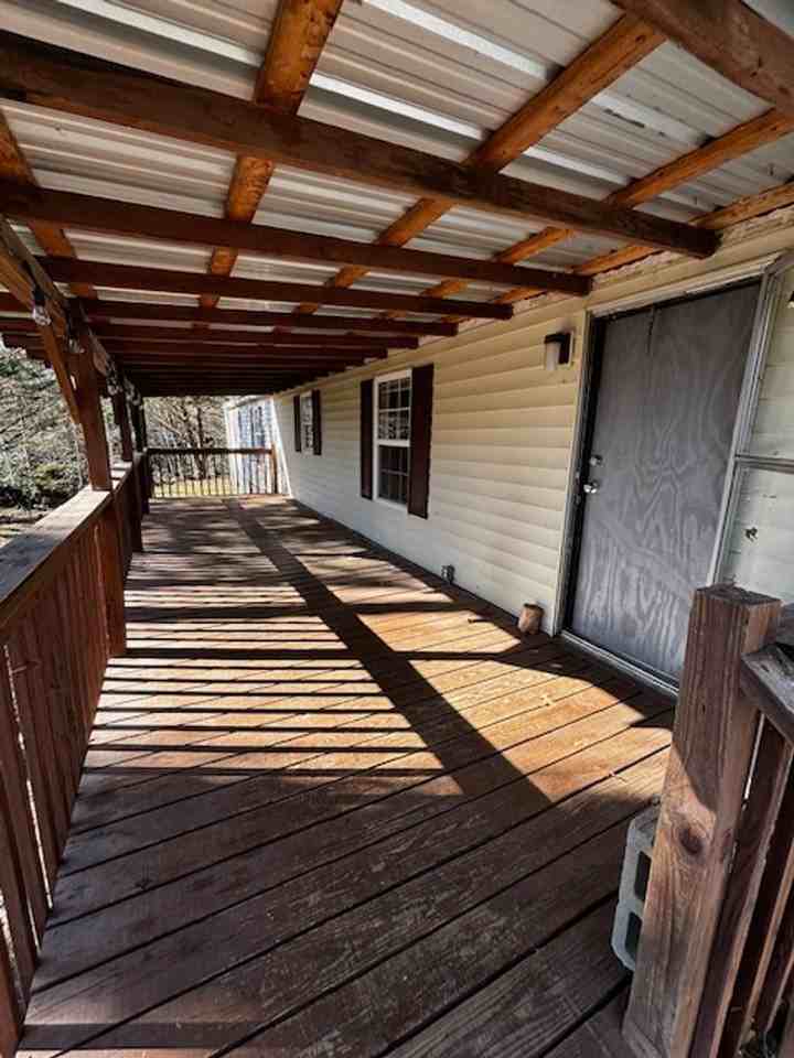 132 Ramblewood Dr - Photo 3 of 20