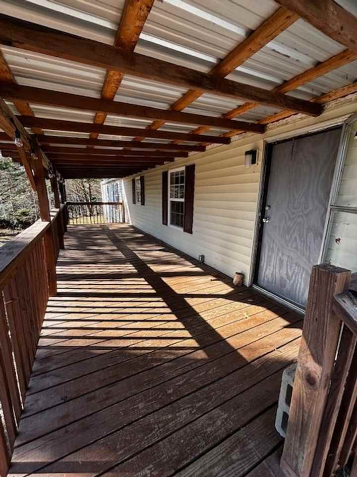 132 Ramblewood Dr - Photo 4 of 20