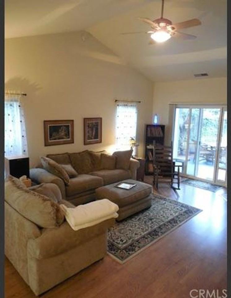 2797 Camden Ct - Photo 3 of 7