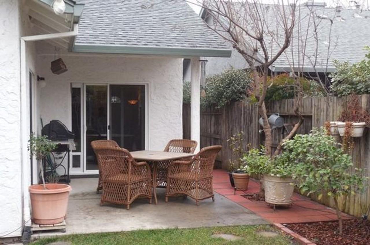 2797 Camden Ct - Photo 5 of 7