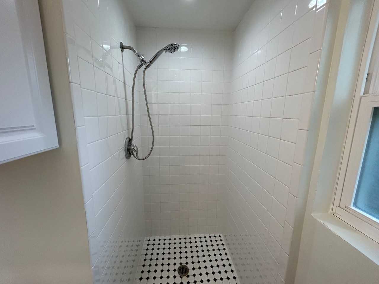 3606 E Lina Ln - Photo 4 of 14