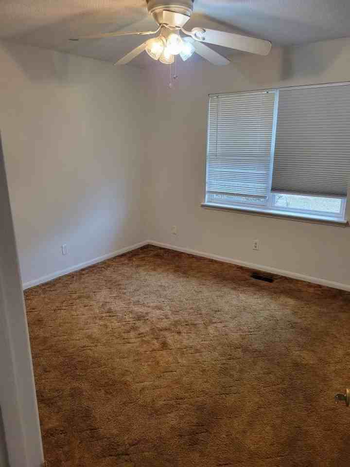 4816 Impala Ln - Photo 5 of 8