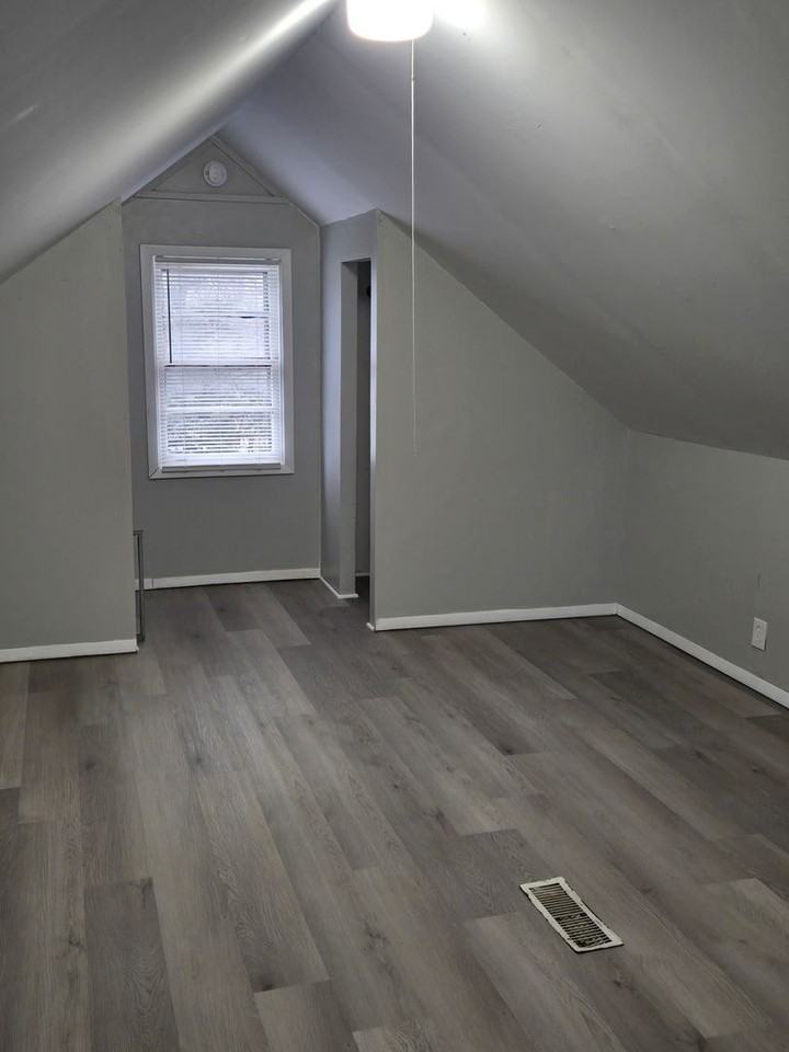 75 W Newlon Pl - Photo 3 of 9