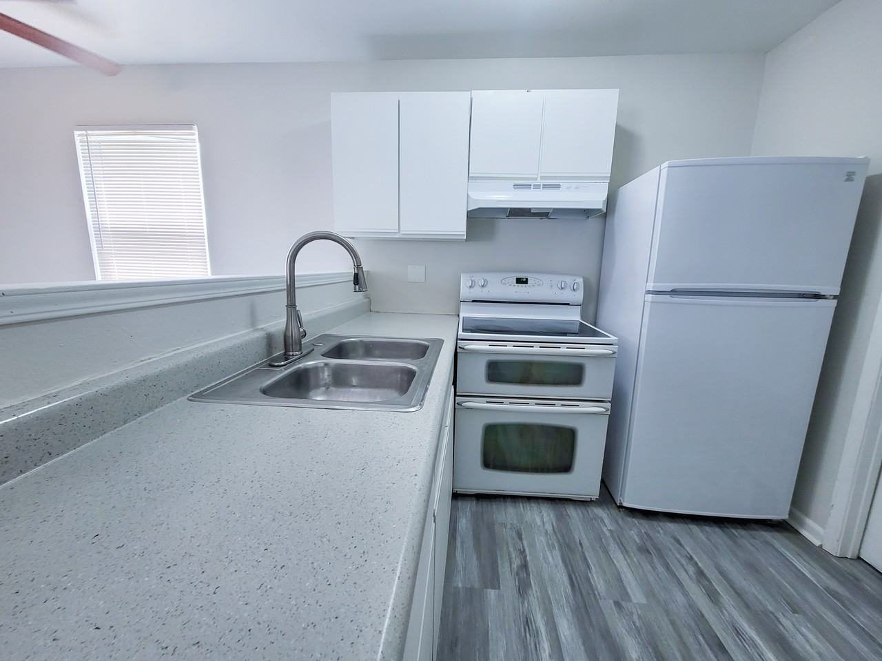 5930 Cypress Pl - Photo 3 of 14