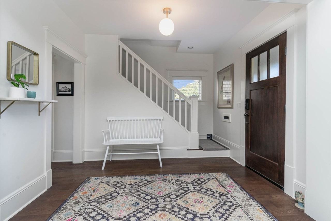 1607 6th Ave W - Photo 4 of 27