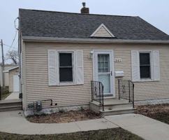 featured image of 841 Knoll Ave