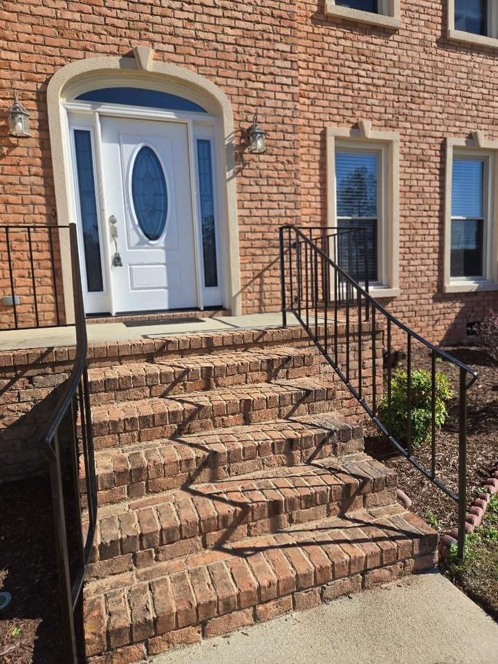 4876 Rolling Hill Rd - Photo 2 of 32