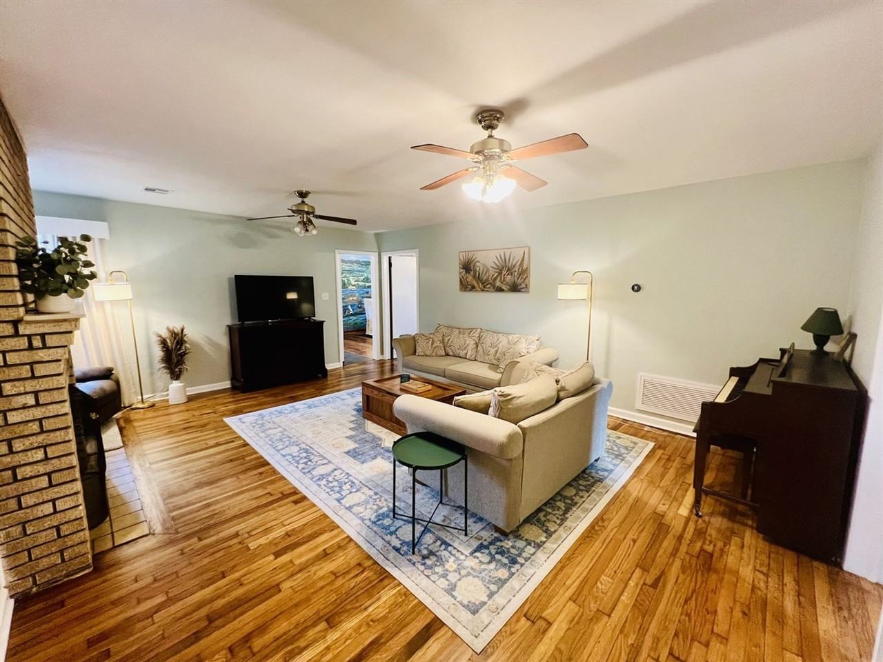 100 S 3rd St - Photo 3 of 23