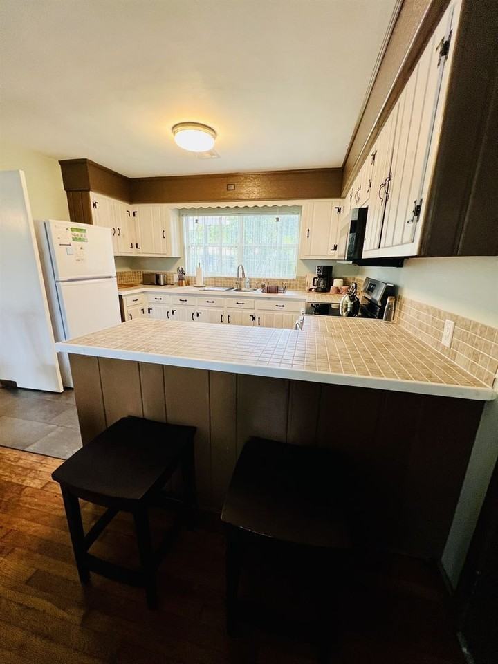 100 S 3rd St - Photo 6 of 23