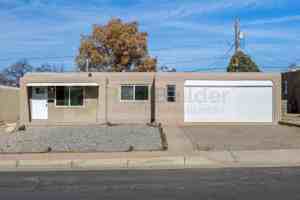 featured image of 10021 Los Arboles Ave Ne
