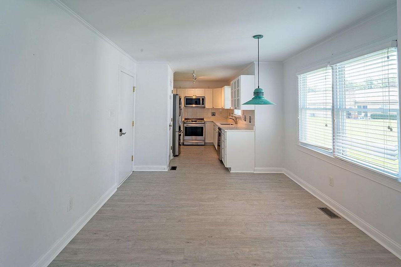 12618 Lockerbie Cir - Photo 5 of 27