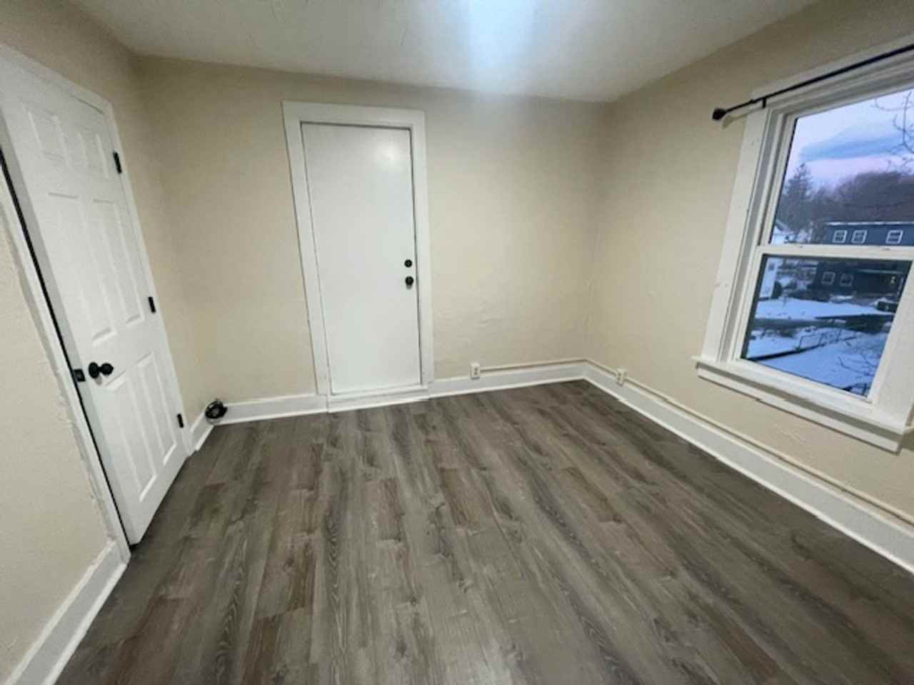 28 Prospect St - Photo 6 of 7