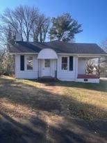 113 Edgeworth St  