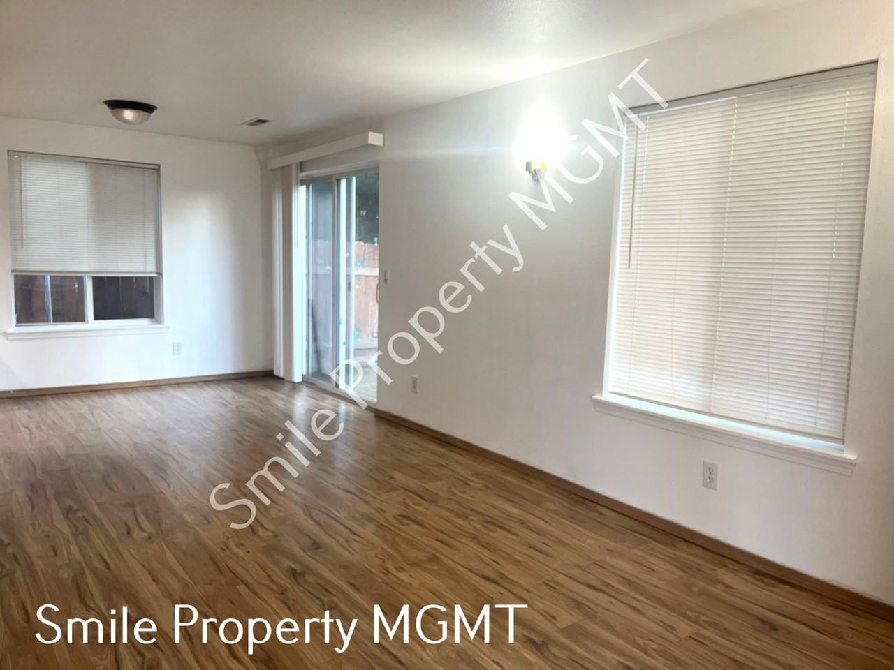 4516 Se 77th Ave - Photo 2 of 12