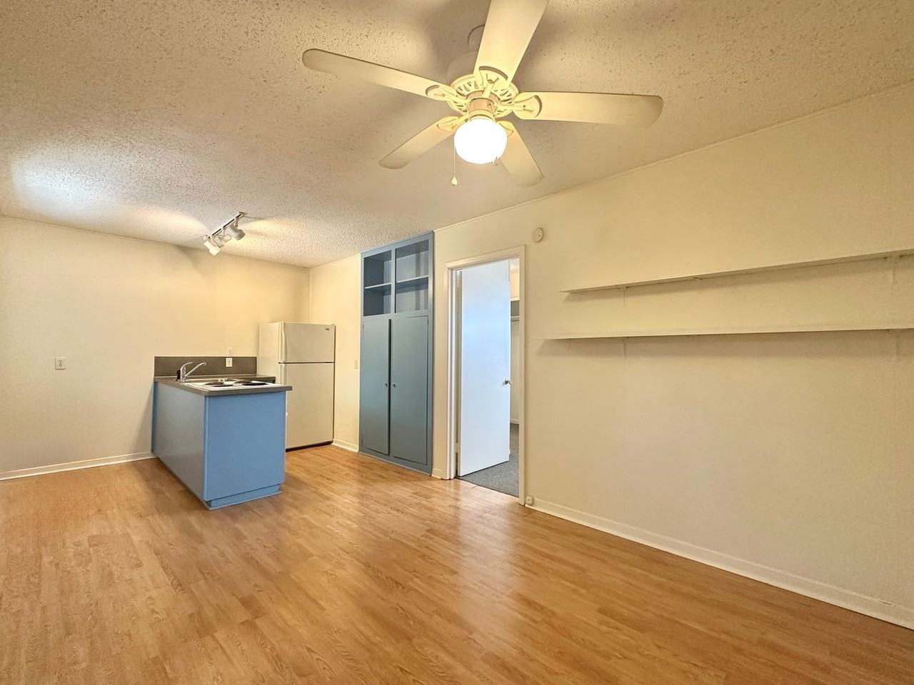 2721 Hemphill Park - Photo 5 of 8