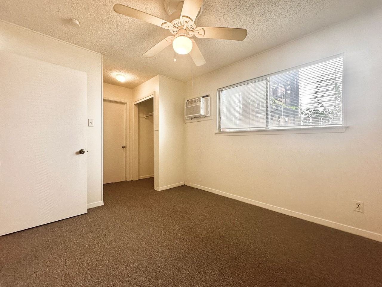 2721 Hemphill Park - Photo 6 of 8