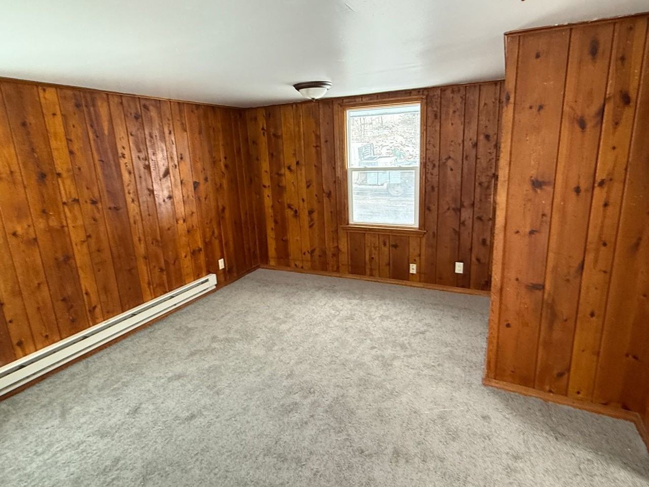 4102 Canyon Lake Dr - Photo 2 of 9