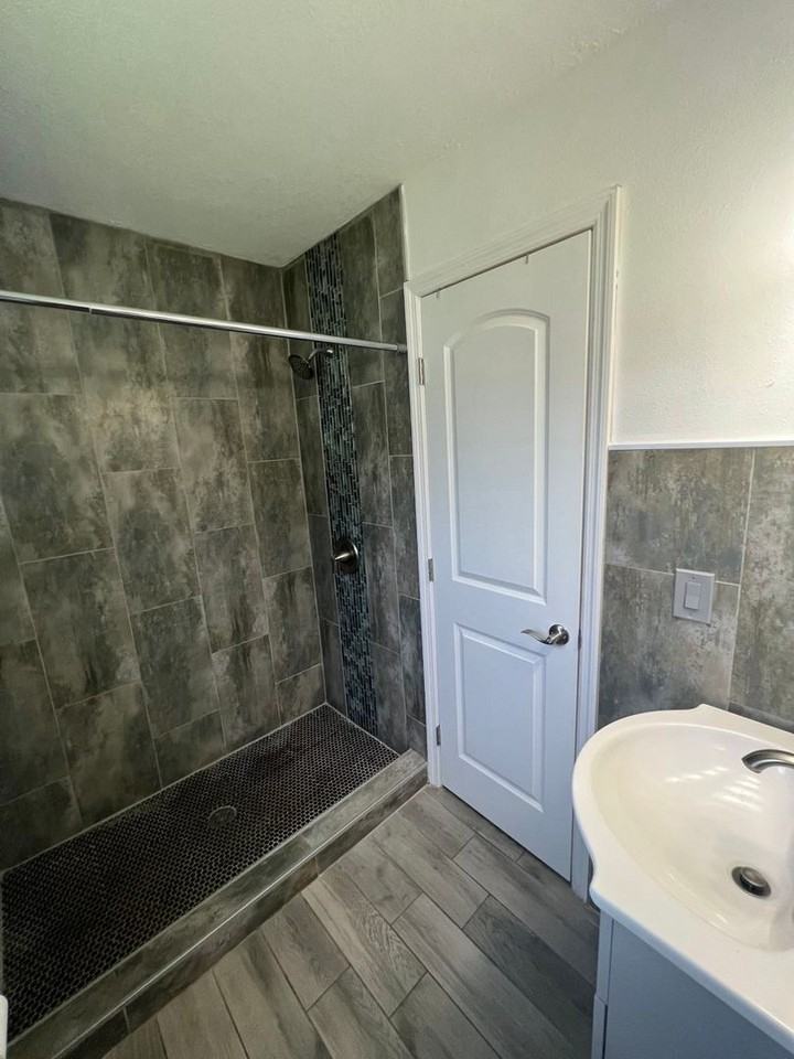 1405 Marigold Dr - Photo 6 of 11