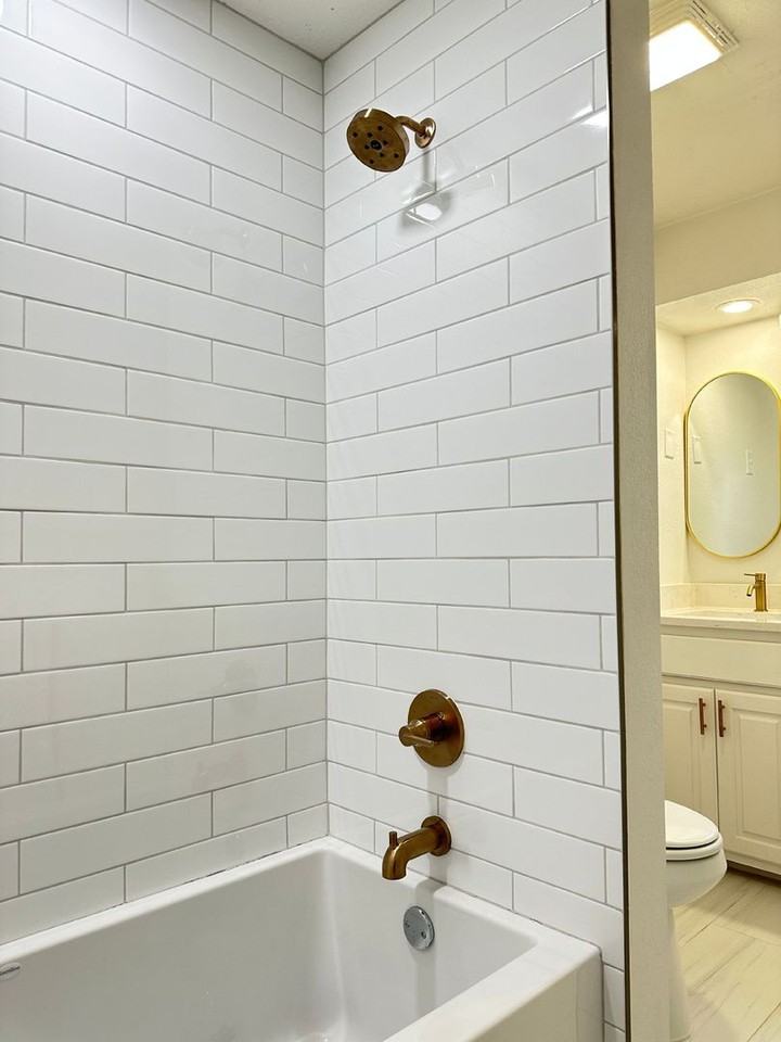 2313 29th St - Photo 4 of 15