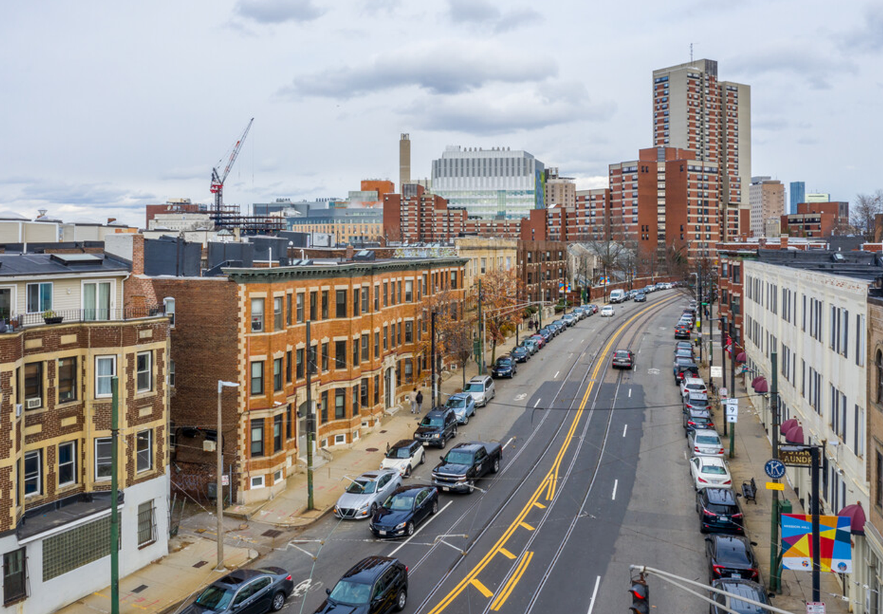 890 Huntington Ave - Photo 4 of 11