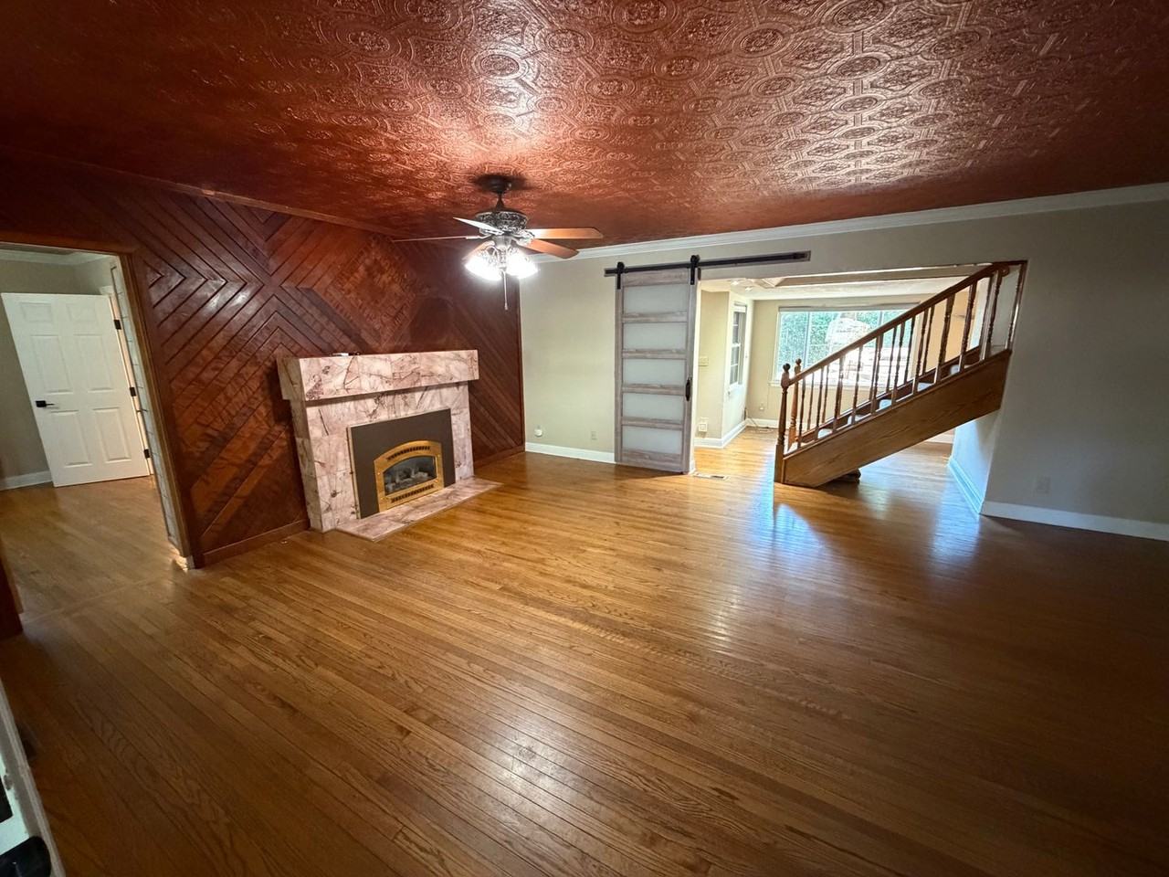 133 Gaywood Rd - Photo 6 of 20