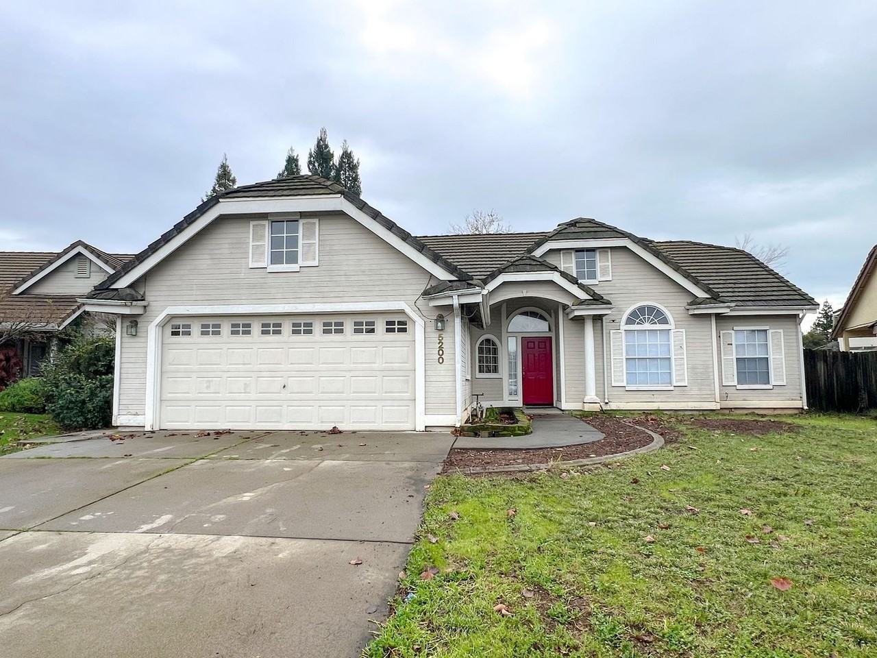 5200 Francesca St - Photo 2 of 36