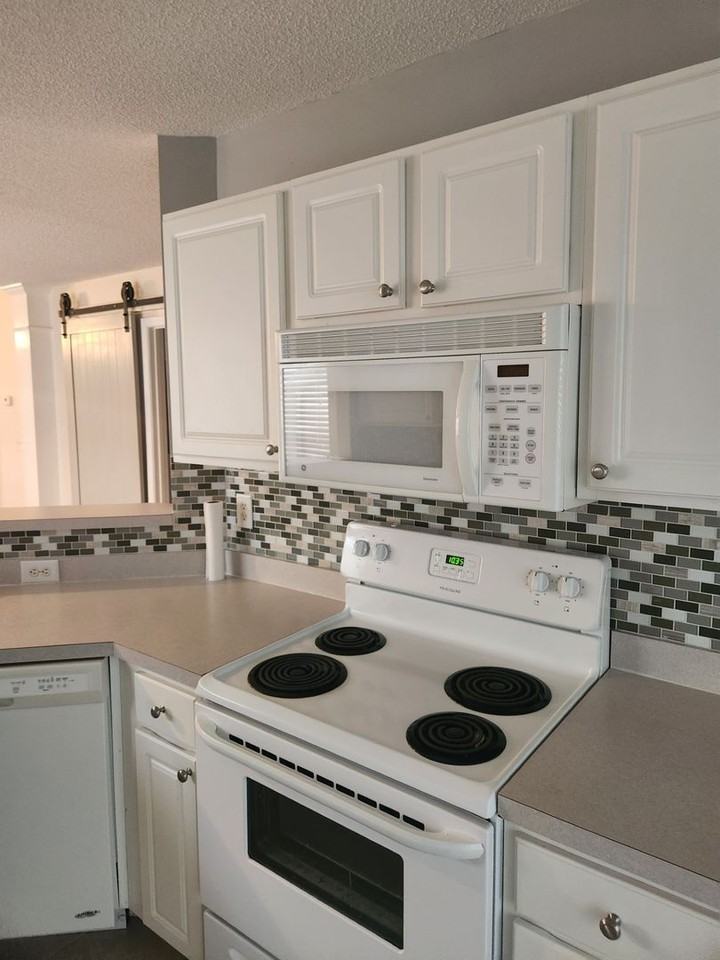 210 Mcbride Ct - Photo 5 of 8