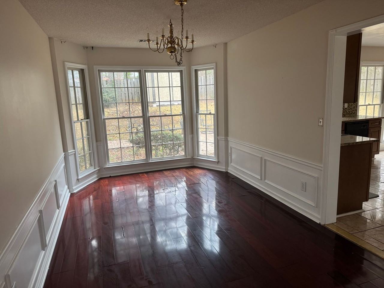 875 Eagle Creek Dr - Photo 6 of 25