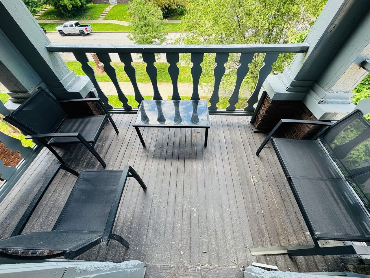 Benton Blvd 2-Bed - Photo 2 of 8