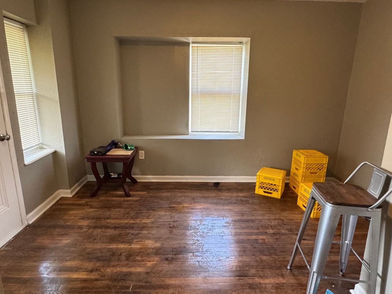 Benton Blvd 2-Bed - Photo 7 of 8