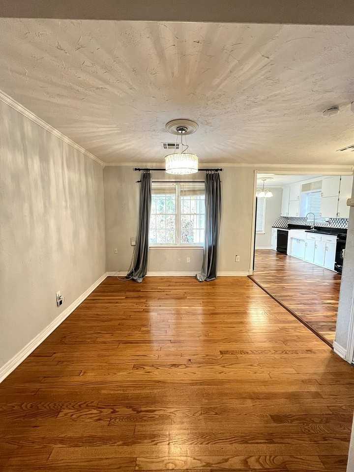 3832 Nw 17th St - Photo 5 of 22