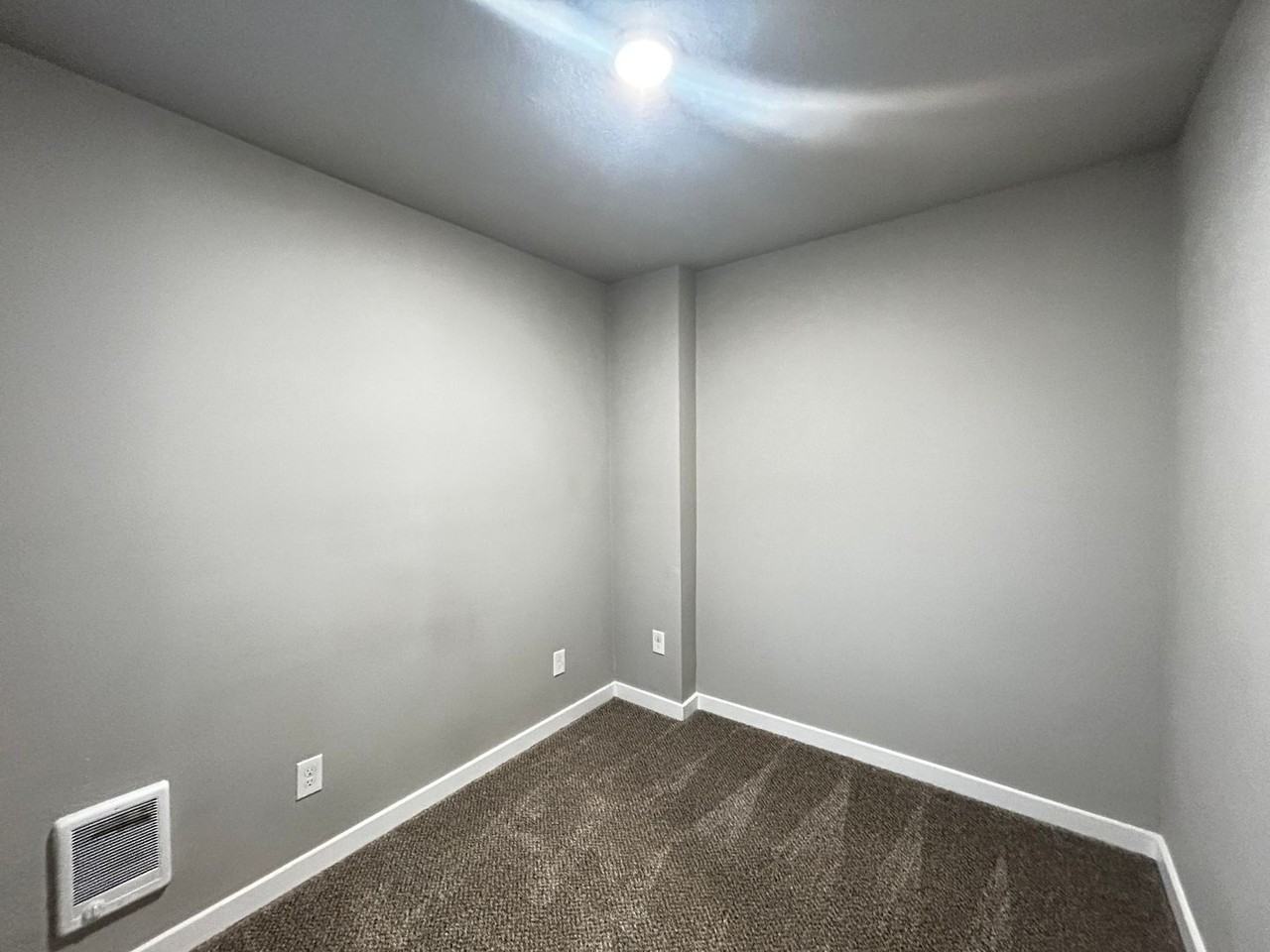 Osmun Apartments - Photo 7 of 11