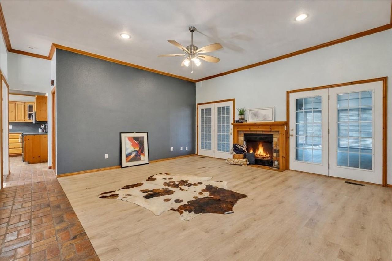 1801 Dodge Trl - Photo 3 of 27