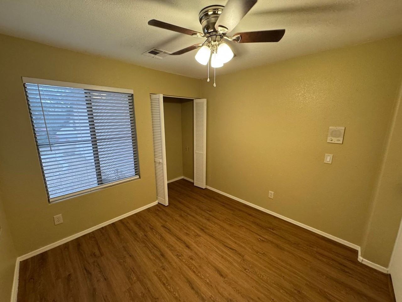 9949 E Diamond Ave - Photo 6 of 10