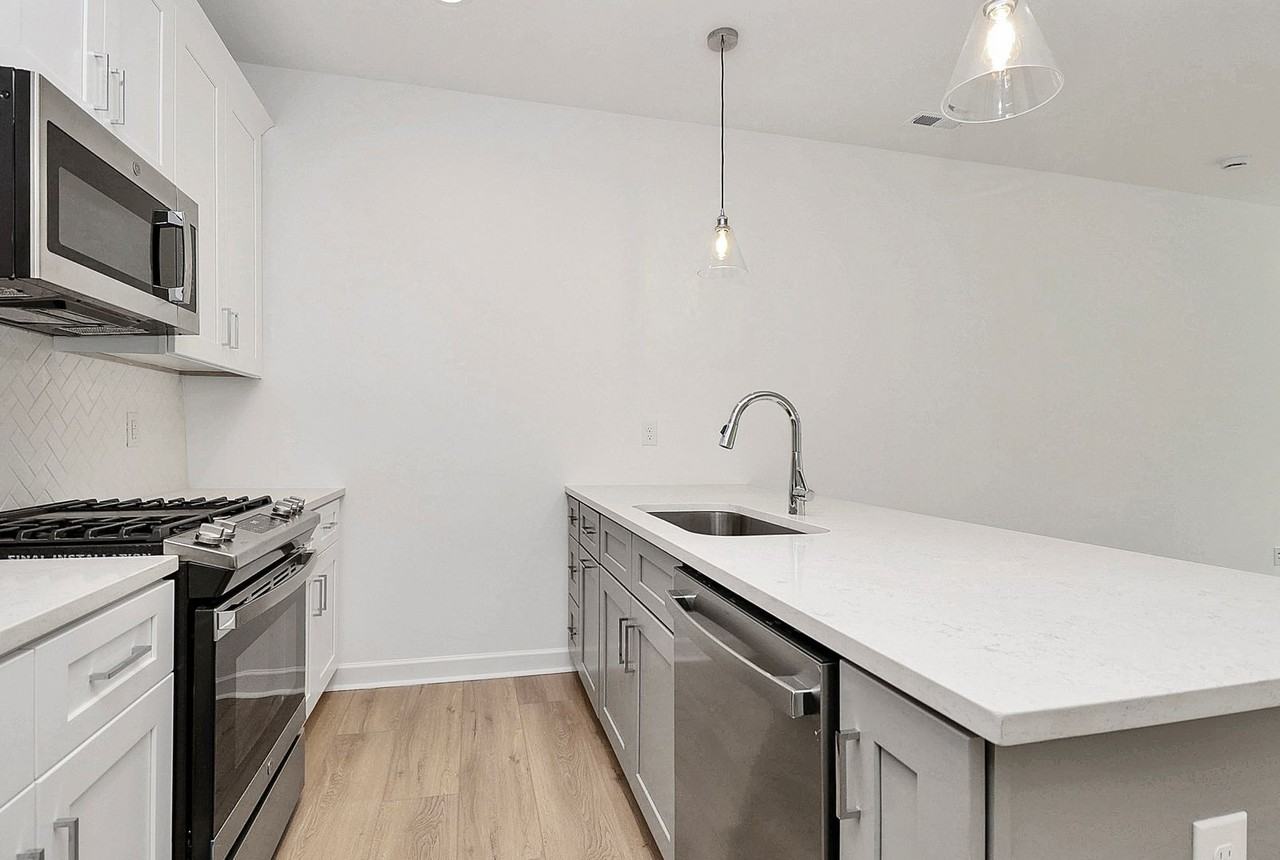 3956 Hager Dr - Photo 6 of 18