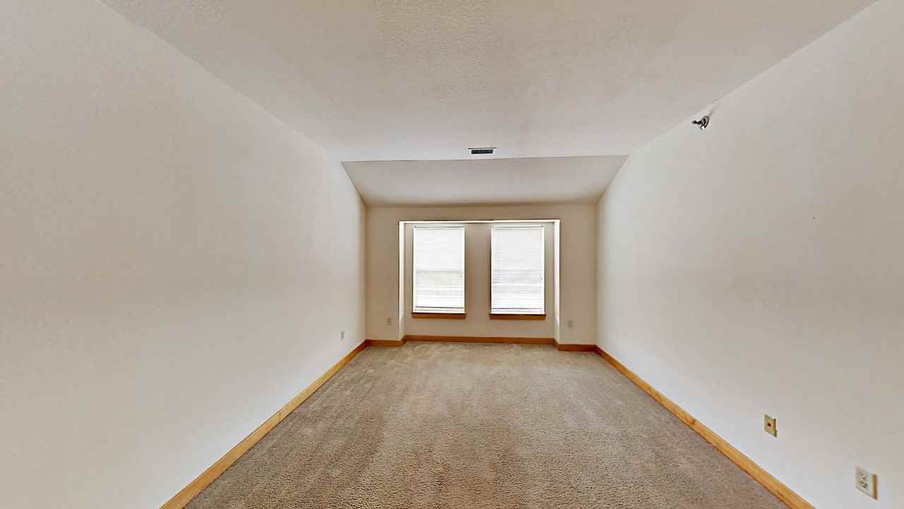 Brookfield Junction - Photo 2 of 15