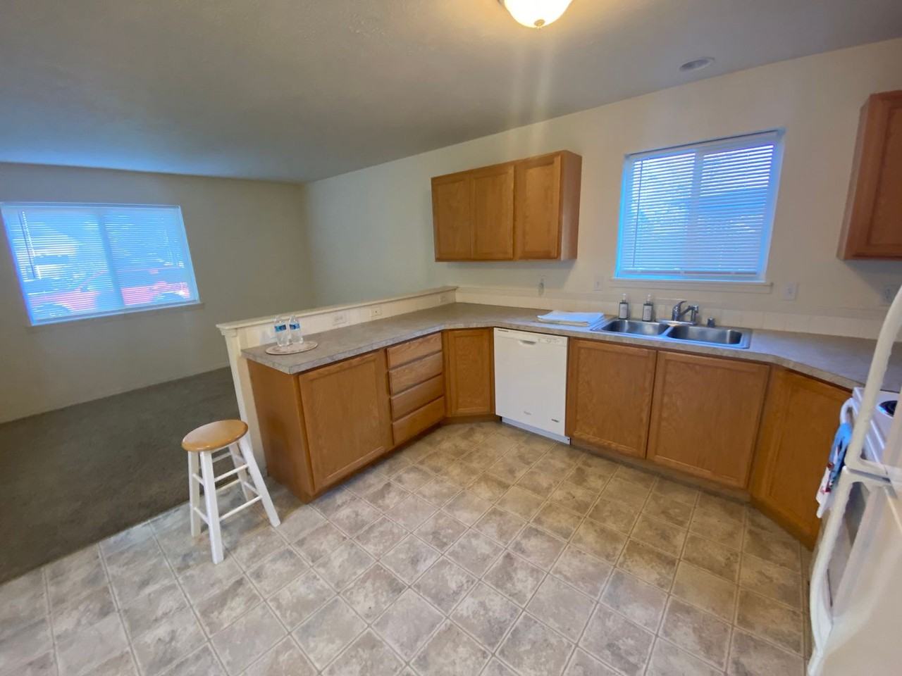 2607 E Boone Ave #B - Photo 4 of 25