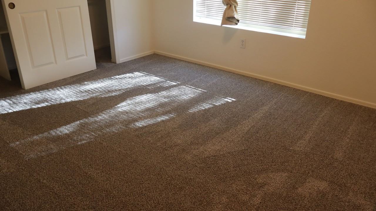 3353 E Kalispell Ave - Photo 6 of 46