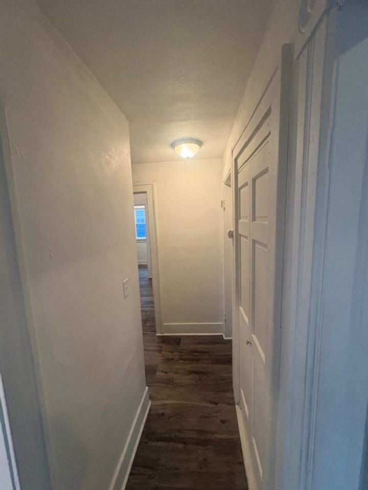 723 W Armstrong Ave - Photo 5 of 33