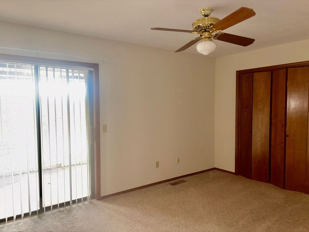 3812 Cobble Cir - Photo 6 of 9